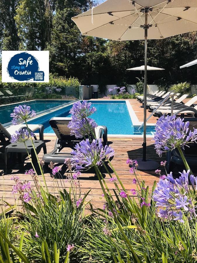 Rooms Oasis Life Split Luaran gambar