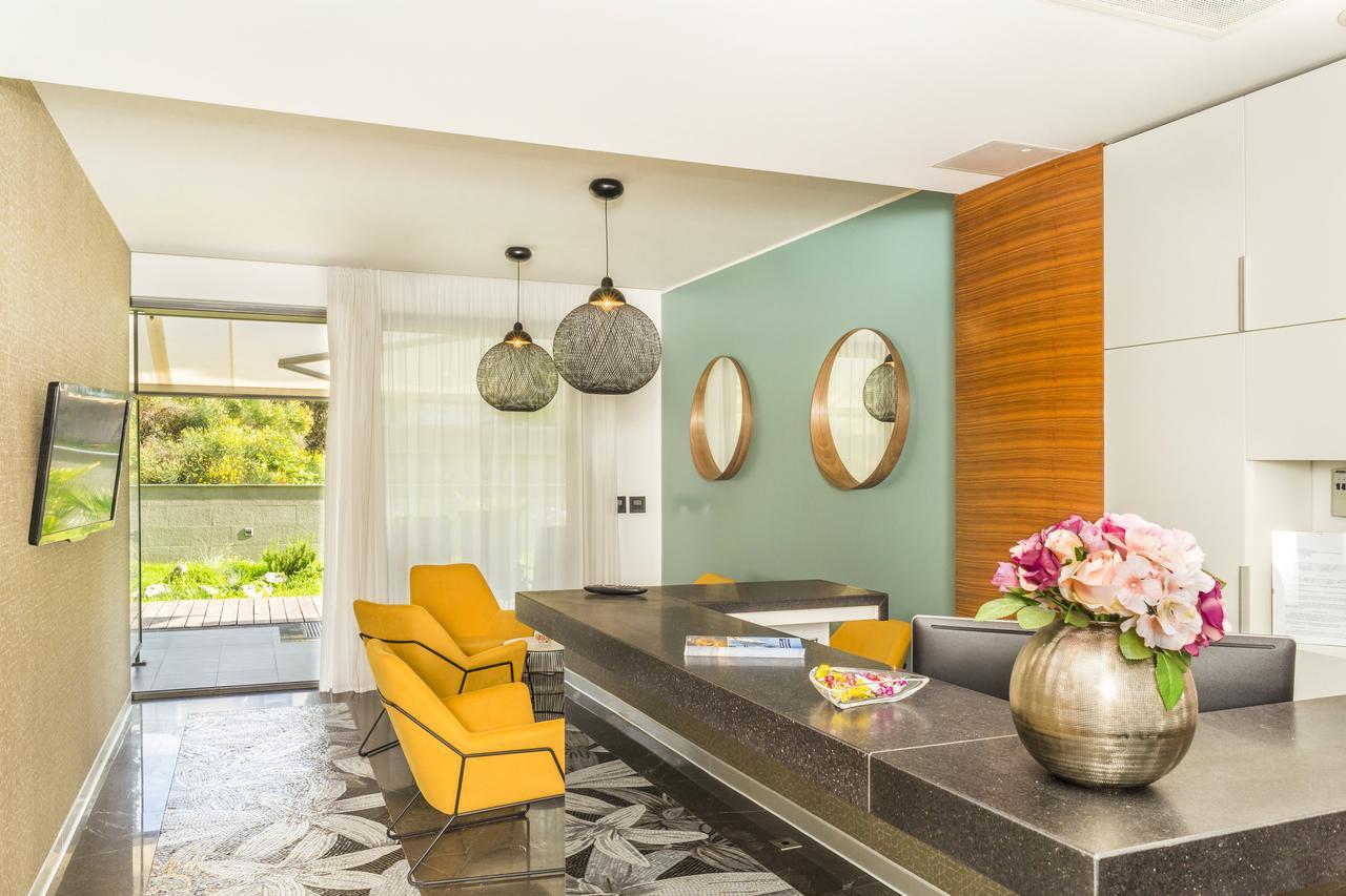 Rooms Oasis Life Split Luaran gambar